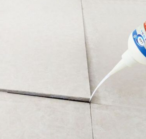 都兰瓷砖空鼓维修公司分享卫生间瓷砖脱落的原因可能有以下几点